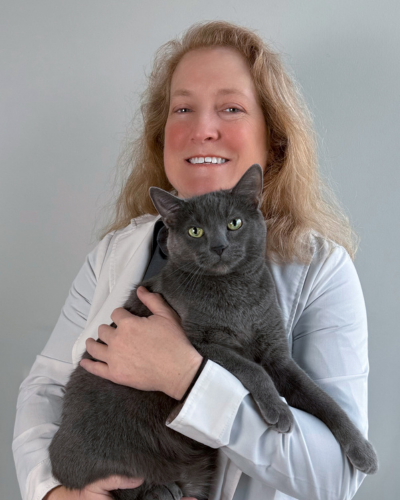 Dr. Tracey Haslitt, Associate Veterinarian